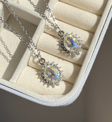 گردنبند پینترستی