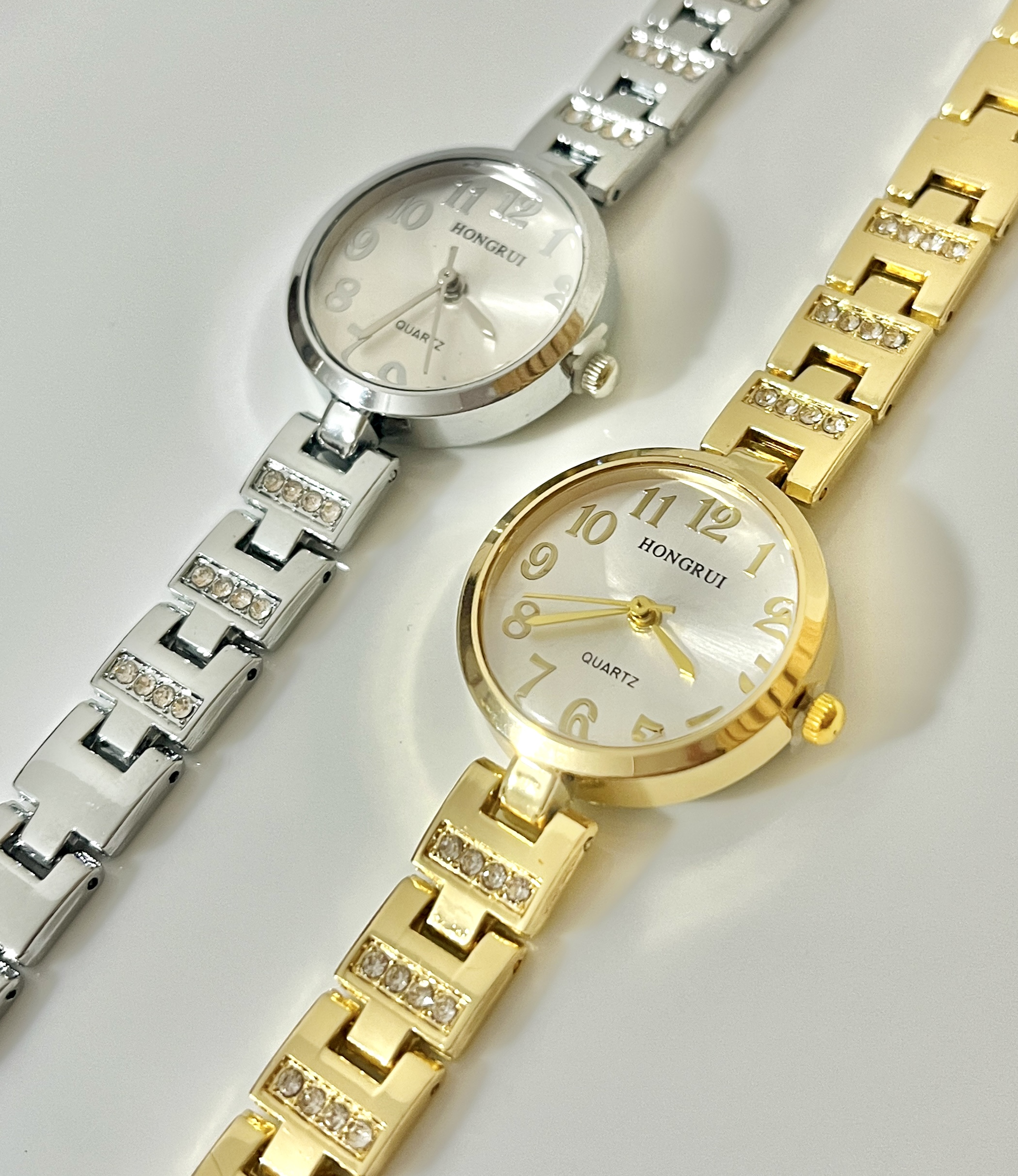 ساعت هانگری بند نگینی